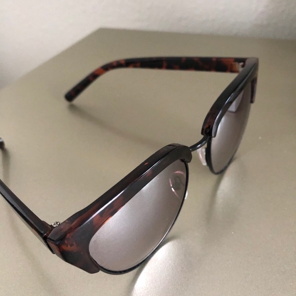 Sunglasses Brown Leopard - Picture 3 of 4